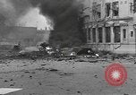Immagine di La masterizzazione di veicolo blindato in città Nijmegen Paesi Bassi, 1944, secondo 52 filmato di repertorio 65675076969