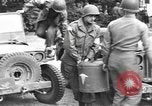Immagine di Feriti tedesco e soldati americani Nijmegen Paesi Bassi, 1944, secondo 11 filmato di repertorio 65675076971