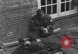 Immagine di Feriti tedesco e soldati americani Nijmegen Paesi Bassi, 1944, secondo 46 filmato di repertorio 65675076971