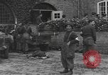 Immagine di Feriti tedesco e soldati americani Nijmegen Paesi Bassi, 1944, secondo 54 filmato di repertorio 65675076971