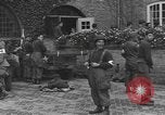 Immagine di Feriti tedesco e soldati americani Nijmegen Paesi Bassi, 1944, secondo 55 filmato di repertorio 65675076971