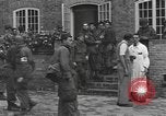Immagine di Feriti tedesco e soldati americani Nijmegen Paesi Bassi, 1944, secondo 58 filmato di repertorio 65675076971