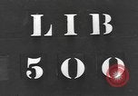 Standbild amerikanische Armee 29 Division Truppen Eygelshoven Niederlande, 1944, aus Sekunde 1 historischem Filmmaterial Videoclip 65675076975