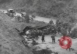 Standbild amerikanische Armee 29 Division Truppen Eygelshoven Niederlande, 1944, aus Sekunde 16 historischem Filmmaterial Videoclip 65675076975
