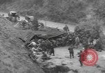 Standbild amerikanische Armee 29 Division Truppen Eygelshoven Niederlande, 1944, aus Sekunde 17 historischem Filmmaterial Videoclip 65675076975