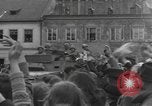 Image 4e Division blindée La Tchécoslovaquie, 1945, de la seconde 5 séquences d'archives historiques vidéo 65675076995