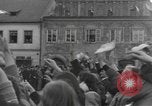 Image 4e Division blindée La Tchécoslovaquie, 1945, de la seconde 7 séquences d'archives historiques vidéo 65675076995