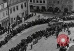 Image 4e Division blindée La Tchécoslovaquie, 1945, de la seconde 36 séquences d'archives historiques vidéo 65675076995