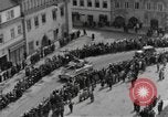Image 4e Division blindée La Tchécoslovaquie, 1945, de la seconde 40 séquences d'archives historiques vidéo 65675076995