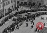 Image 4e Division blindée La Tchécoslovaquie, 1945, de la seconde 49 séquences d'archives historiques vidéo 65675076995
