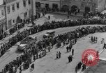Image 4e Division blindée La Tchécoslovaquie, 1945, de la seconde 51 séquences d'archives historiques vidéo 65675076995
