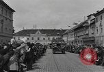 Image 4e Division blindée la Tchécoslovaquie, 1945, de la seconde 10 séquences d'archives historiques vidéo 65675076997