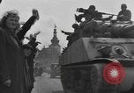 Image 4e Division blindée la Tchécoslovaquie, 1945, de la seconde 35 séquences d'archives historiques vidéo 65675076997