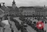 Image 4e Division blindée la Tchécoslovaquie, 1945, de la seconde 45 séquences d'archives historiques vidéo 65675076997