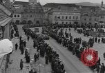 Image 4e Division blindée la Tchécoslovaquie, 1945, de la seconde 60 séquences d'archives historiques vidéo 65675076997