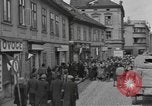Image 4e Division blindée la Tchécoslovaquie, 1945, de la seconde 21 séquences d'archives historiques vidéo 65675076998