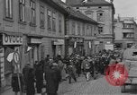 Image 4e Division blindée la Tchécoslovaquie, 1945, de la seconde 24 séquences d'archives historiques vidéo 65675076998