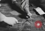 Image -nous participer à des manoeuvres de pratique de parachutistes l'Angleterre, 1944, de la seconde 42 séquences d'archives historiques vidéo 65675077001