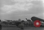 Image -nous participer à des manoeuvres de pratique de parachutistes l'Angleterre, 1944, de la seconde 55 séquences d'archives historiques vidéo 65675077001