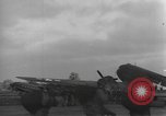Image -nous participer à des manoeuvres de pratique de parachutistes l'Angleterre, 1944, de la seconde 58 séquences d'archives historiques vidéo 65675077001