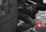 Image British-American parachutistes l'Angleterre, 1944, de la seconde 42 séquences d'archives historiques vidéo 65675077003