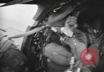 Image British-American parachutistes l'Angleterre, 1944, de la seconde 55 séquences d'archives historiques vidéo 65675077003
