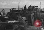 Image fusiliers marins britanniques l'île Walcheren Pays-Bas, 1944, de la seconde 23 séquences d'archives historiques vidéo 65675077004