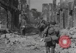 Image des soldats américains Mortain France, 1944, de la seconde 17 séquences d'archives historiques vidéo 65675077006