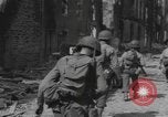 Image des soldats américains Mortain France, 1944, de la seconde 18 séquences d'archives historiques vidéo 65675077006