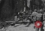 Image des soldats américains Mortain France, 1944, de la seconde 20 séquences d'archives historiques vidéo 65675077006