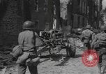 Image des soldats américains Mortain France, 1944, de la seconde 22 séquences d'archives historiques vidéo 65675077006