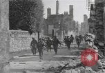 Image des soldats américains Mortain France, 1944, de la seconde 62 séquences d'archives historiques vidéo 65675077006