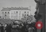 Image des soldats américains Laval France, 1944, de la seconde 57 séquences d'archives historiques vidéo 65675077007