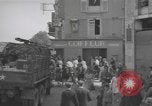 Image des soldats américains Laval France, 1944, de la seconde 62 séquences d'archives historiques vidéo 65675077007