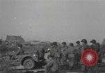 Image les forces américaines libérer la ville de fils Pays-Bas au cours Seconde Guerre Mondiale fils Pays-Bas, 1944, de la seconde 10 séquences d'archives historiques vidéo 65675077009