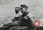 Image de prisonniers britanniques Normandie France, 1944, de la seconde 22 séquences d'archives historiques vidéo 65675077010