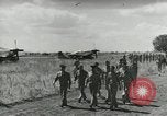 Image 332e Groupe de chasse Italie Ramitelli aérodrome, 1944, de la seconde 10 séquences d'archives historiques vidéo 65675077017