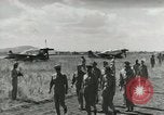 Image 332e Groupe de chasse Italie Ramitelli aérodrome, 1944, de la seconde 12 séquences d'archives historiques vidéo 65675077017