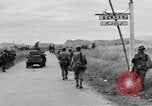 Image 40e Division Bamban Luzon aux Philippines, 1945, de la seconde 44 séquences d'archives historiques vidéo 65675077019