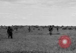 Image 40e Division Bamban Luzon aux Philippines, 1945, de la seconde 54 séquences d'archives historiques vidéo 65675077019