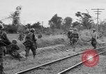 Immagine di Quarantesimo Division Bamban Luzon Filippine, 1945, secondo 14 filmato di repertorio 65675077020