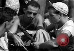 Standbild amerikanische Soldaten Philippinen, 1945, aus Sekunde 52 historischem Filmmaterial Videoclip 65675077031