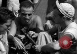 Standbild amerikanische Soldaten Philippinen, 1945, aus Sekunde 57 historischem Filmmaterial Videoclip 65675077031