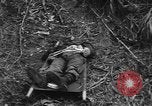 Standbild amerikanische Soldaten Mindanao Philippinen, 1945, aus Sekunde 48 historischem Filmmaterial Videoclip 65675077039