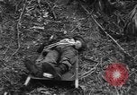 Standbild amerikanische Soldaten Mindanao Philippinen, 1945, aus Sekunde 54 historischem Filmmaterial Videoclip 65675077039