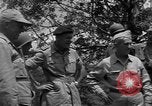 Standbild Offiziere Luzon Philippinen, 1945, aus Sekunde 30 historischem Filmmaterial Videoclip 65675077040