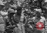 Standbild Offiziere Luzon Philippinen, 1945, aus Sekunde 35 historischem Filmmaterial Videoclip 65675077040