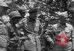 Standbild Offiziere Luzon Philippinen, 1945, aus Sekunde 36 historischem Filmmaterial Videoclip 65675077040