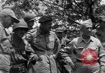 Standbild Offiziere Luzon Philippinen, 1945, aus Sekunde 41 historischem Filmmaterial Videoclip 65675077040