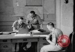 Standbild Alliierten Offiziere Brazzaville Kongo, 1941, aus Sekunde 20 historischem Filmmaterial Videoclip 65675077050